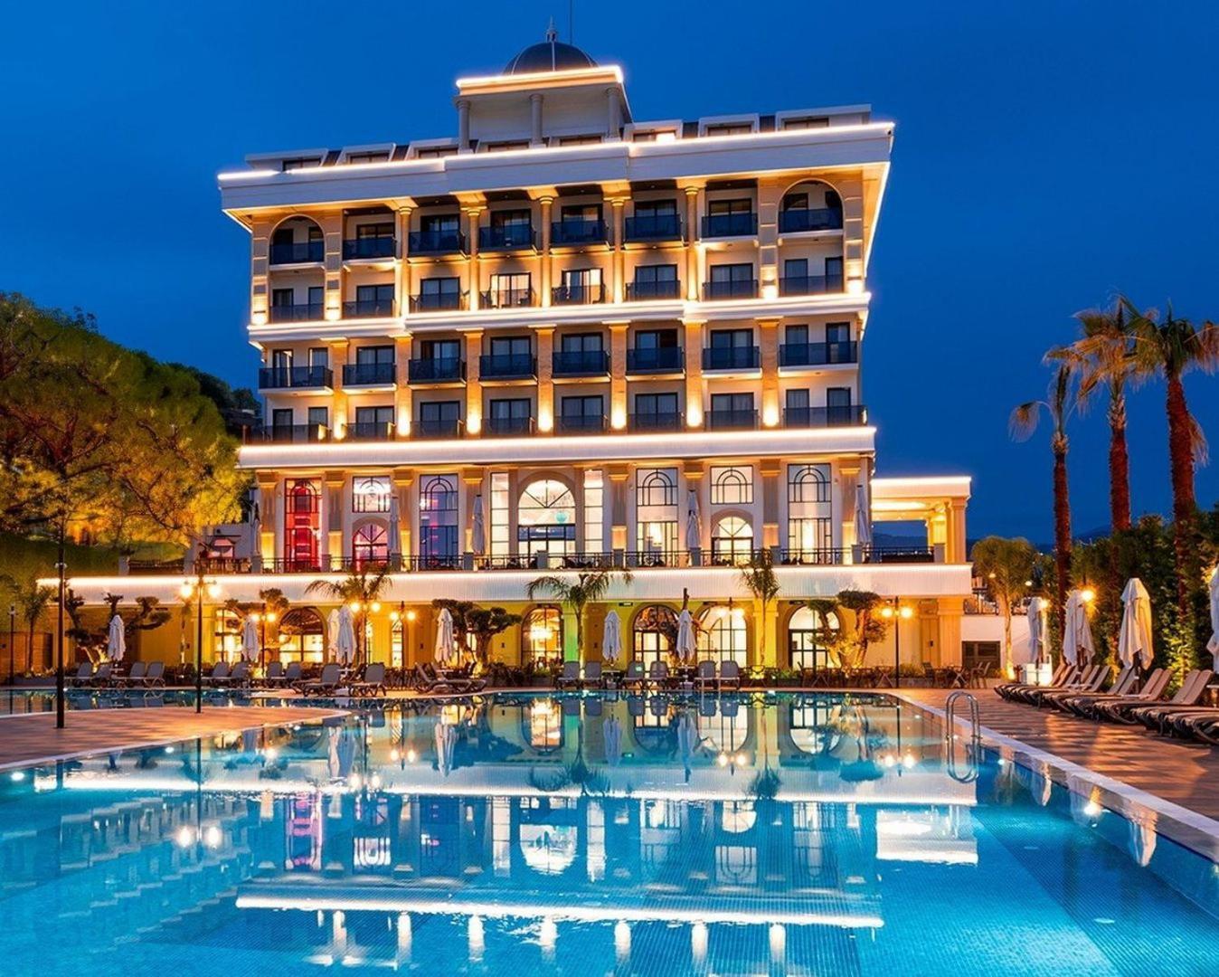 אלאניה Serenity Queen Hotel מראה חיצוני תמונה