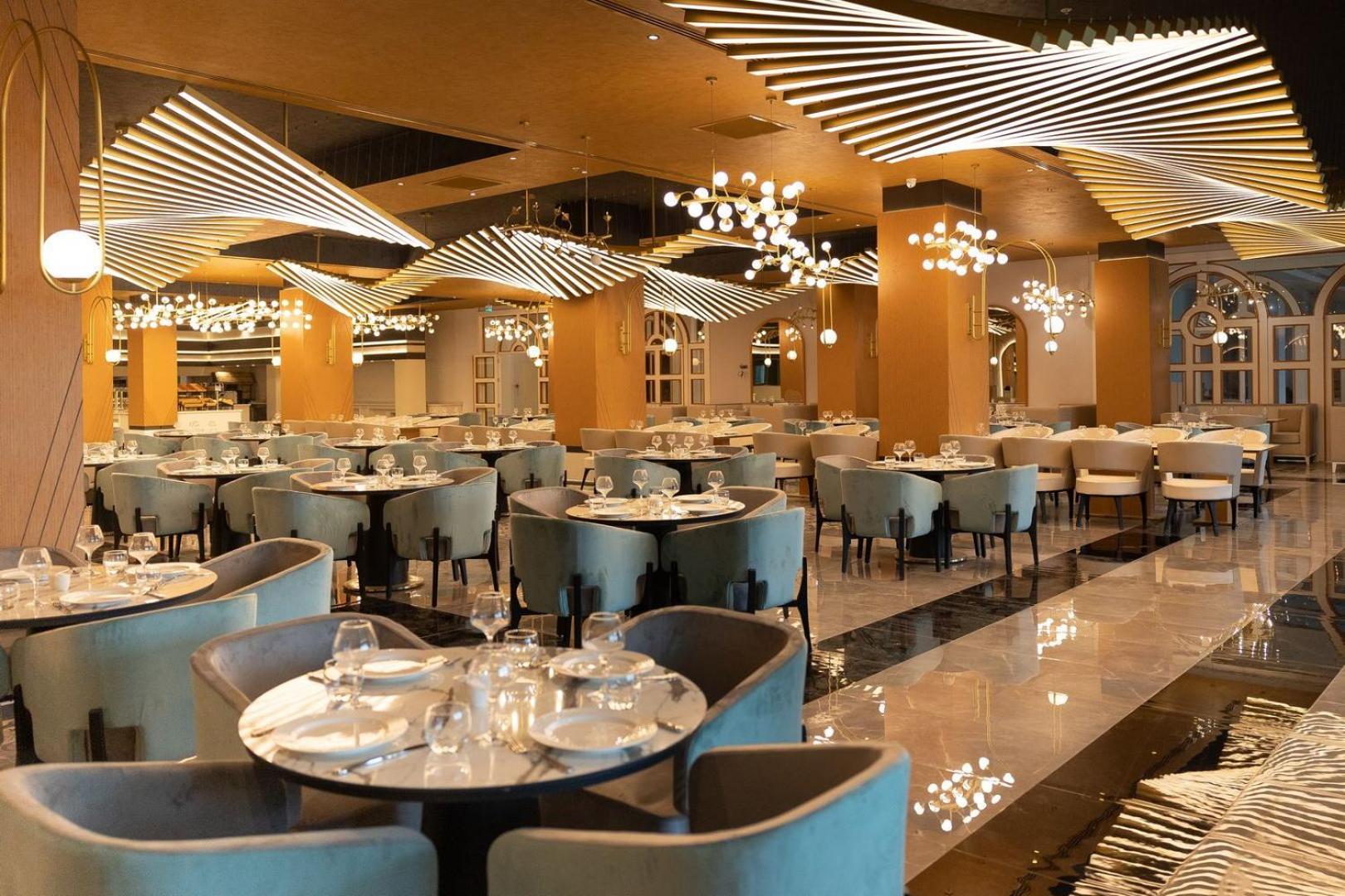 אלאניה Serenity Queen Hotel מראה חיצוני תמונה