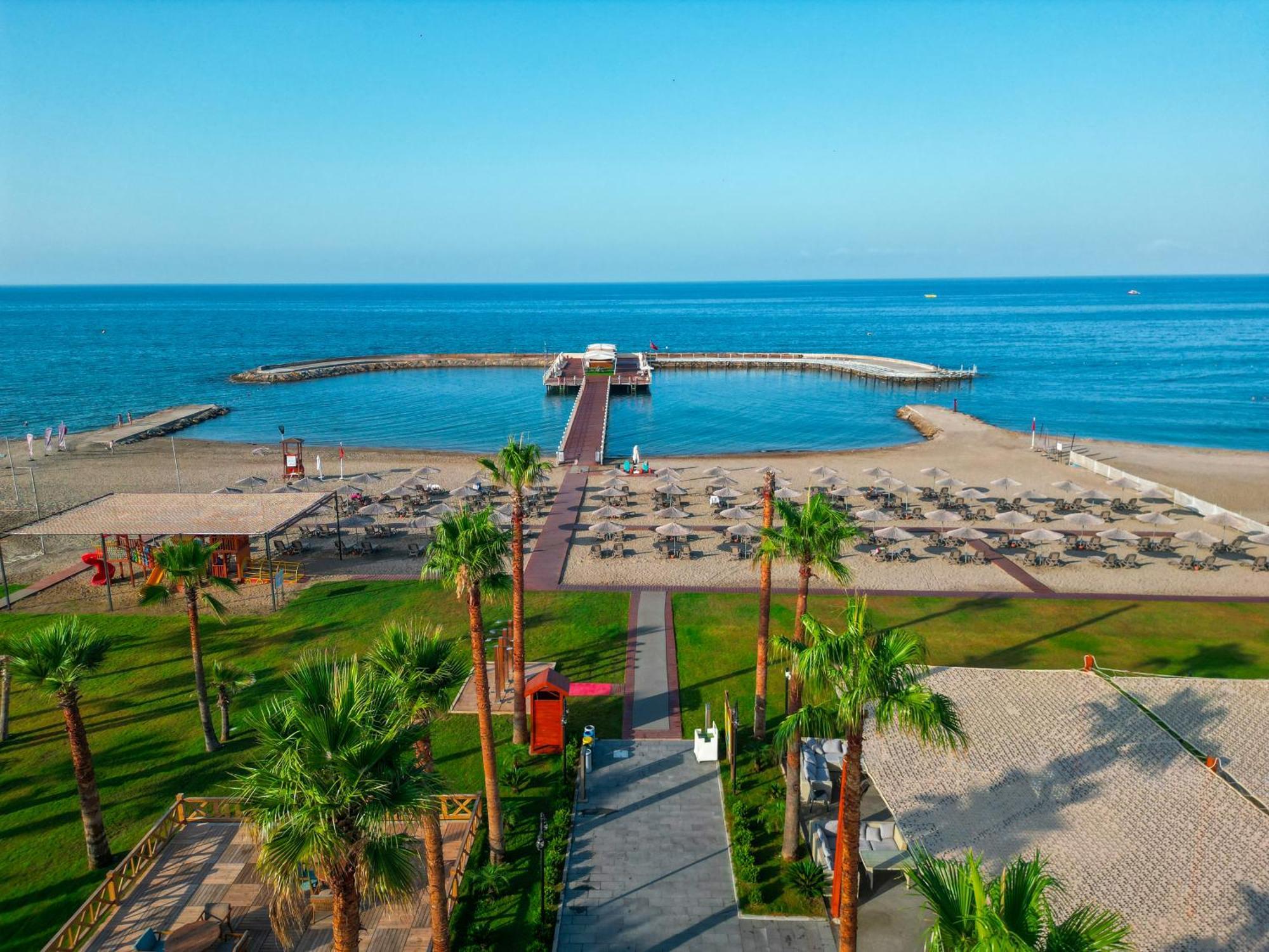 אלאניה Serenity Queen Hotel מראה חיצוני תמונה