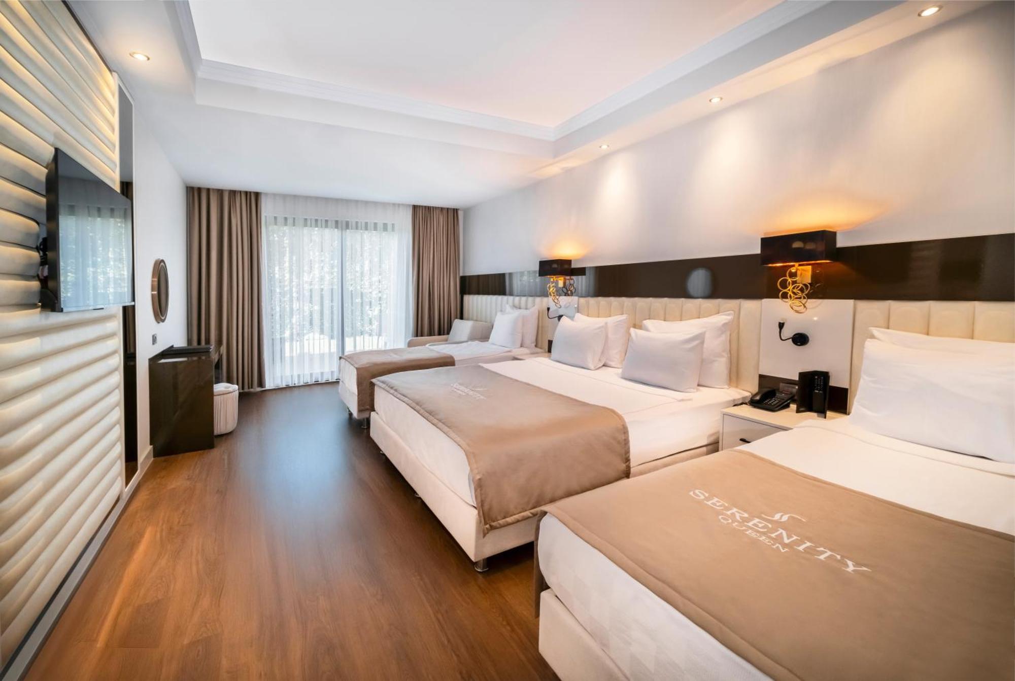 אלאניה Serenity Queen Hotel מראה חיצוני תמונה