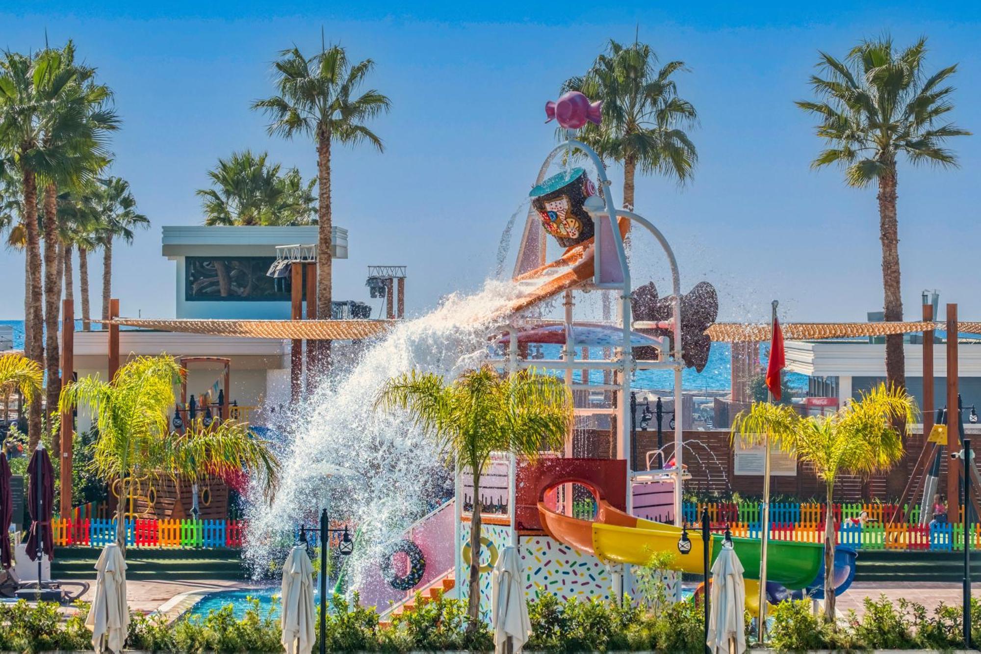 אלאניה Serenity Queen Hotel מראה חיצוני תמונה