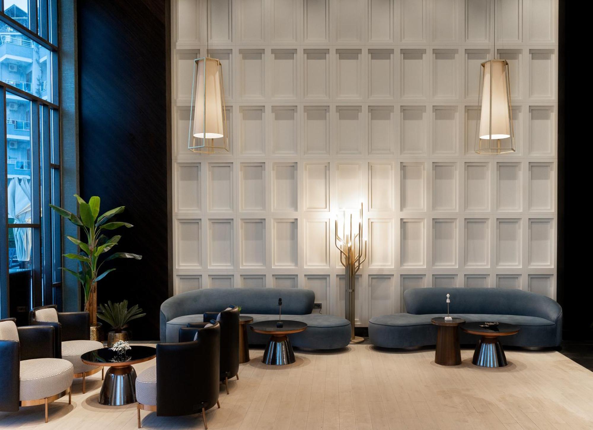 אלאניה Serenity Queen Hotel מראה חיצוני תמונה